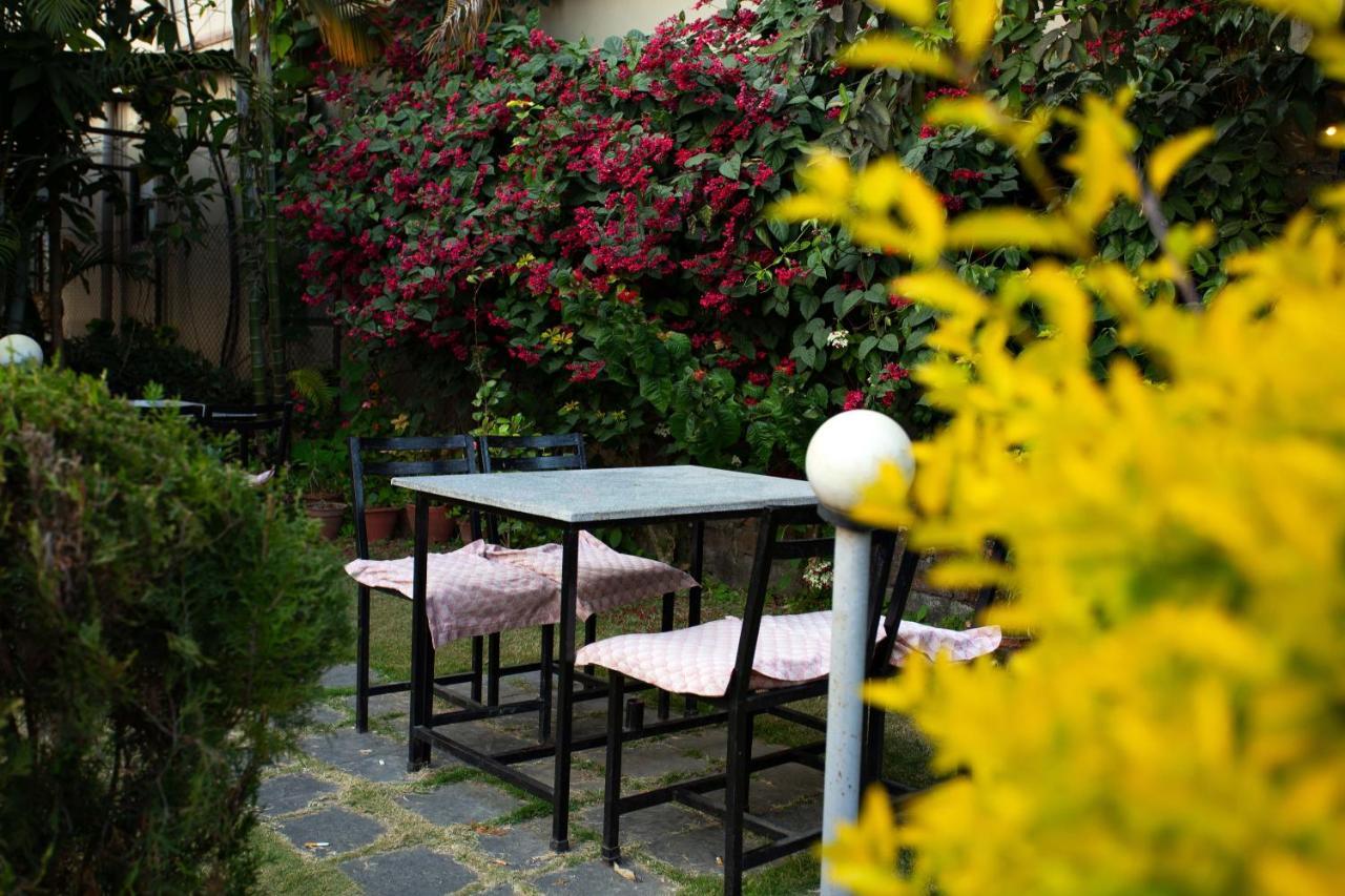 Hotel Orchid Pokhara Kültér fotó