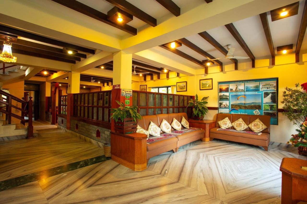 Hotel Orchid Pokhara Kültér fotó